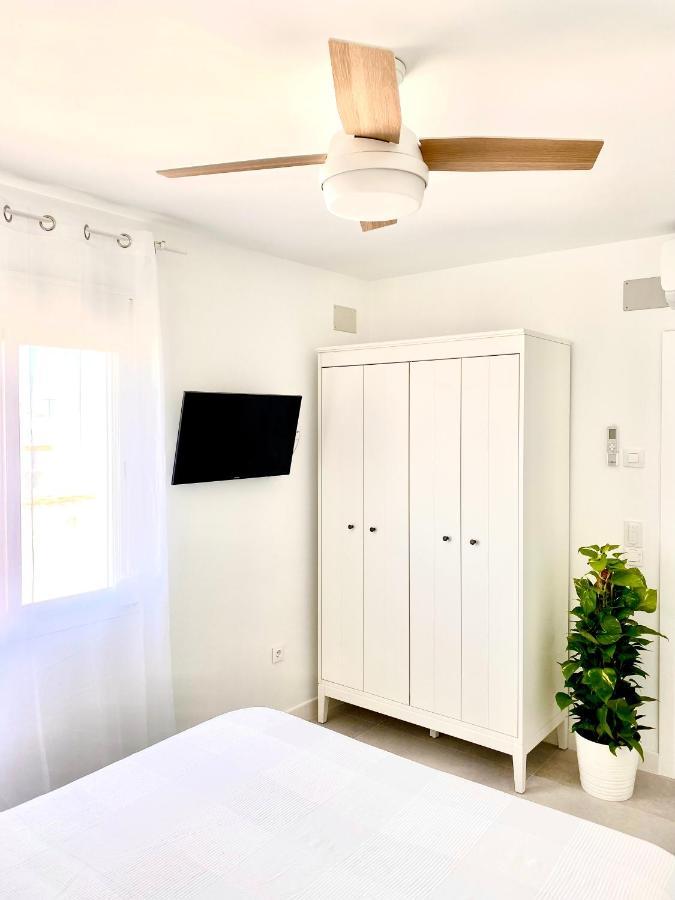 Apartamento Luz De Conil Aire Acondicionado Y Wifi -Solo Familias Y Parejas- Conil De La Frontera Exteriör bild